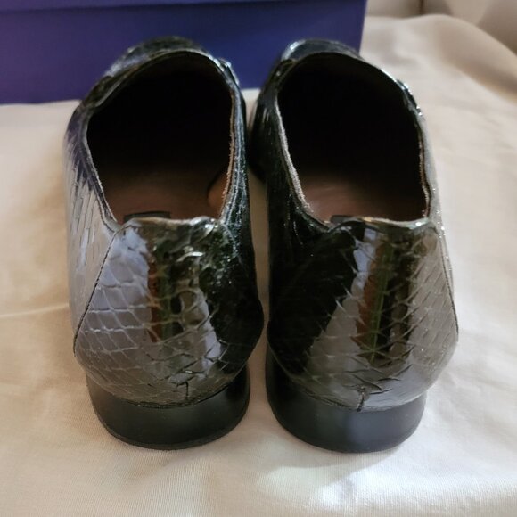 STUART WEITZMAN Women's Hornsby Black Patent Leather Flats Size 8.5 M - Picture 7 of 7
